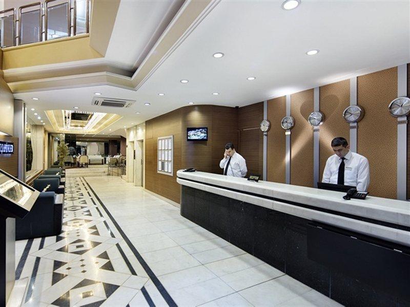 Buyuk hotel 4. Hotel Buyuk Sahinler 4*. Отель Buyuk Sahinler Стамбул. Hotel Sahinler 3*. Отели в Лалели Стамбул.